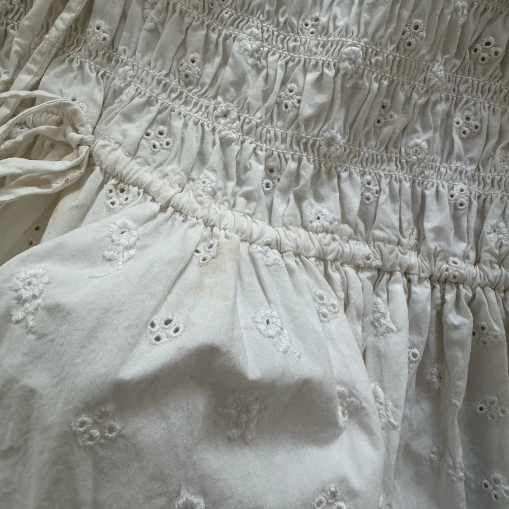 Doen Isolde dress in white sz S - FLAW see description - Picture 6 of 7